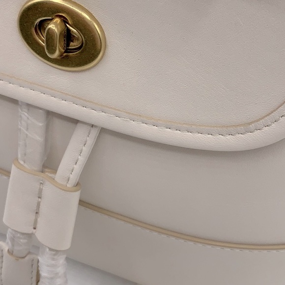 Coach OG Turnlock Backpack - Picture 3 of 10